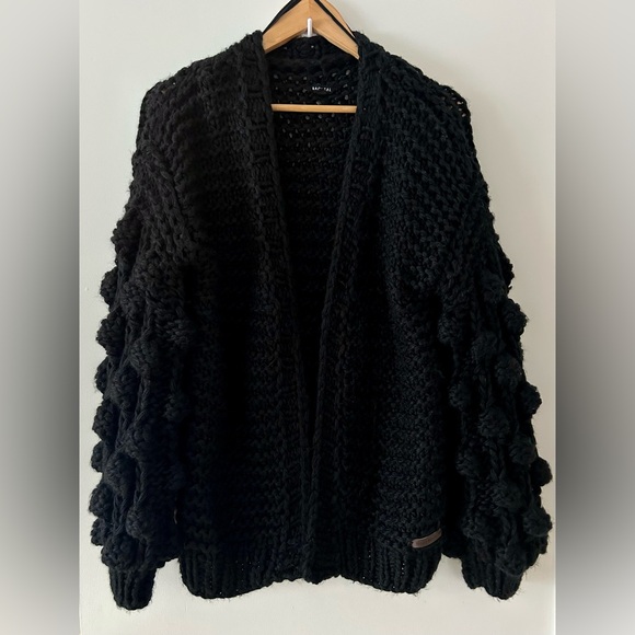 RACHEAL Chunky Black Bubble Sleeve Cardigan - Oversized Boho Knit - Size M - Picture 2 of 9